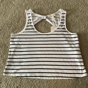 FOREVER 21 CROPPED TANK TOP